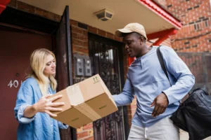Dropshipping customer service challenges with shipping and support issues
